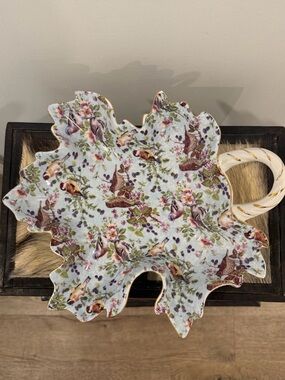 Leaf-Shaped Decorative Ceramic Tray in Light Blue with Bird Motif